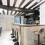 Notre Dame De Paris Luxurious 1Br-4P With Netflix