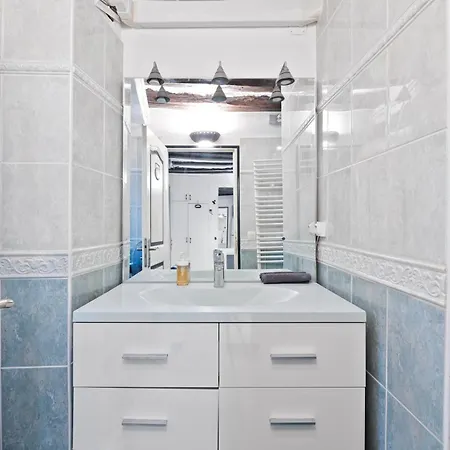 Notre Dame De Luxurious 1br-4p With Netflix Parigi