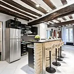 Notre Dame De Paris Luxurious 1Br-4P With Netflix